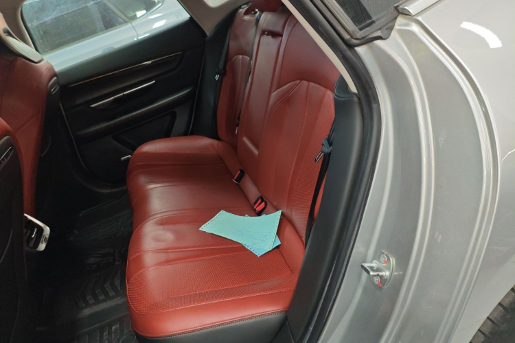 小鹏P7 2020款 586N中控内饰7004