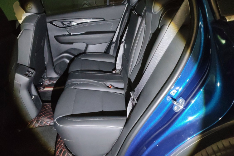 别克 2023款 昂科威Plus 652T 五座豪华型中控内饰21