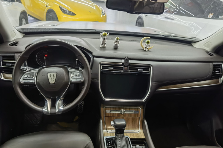 荣威RX8 2018款 30T 智联网两驱至尊版中控内饰7003