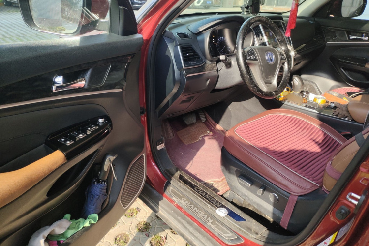 长安CS95 2017款 2.0T 四驱智劲版中控内饰20