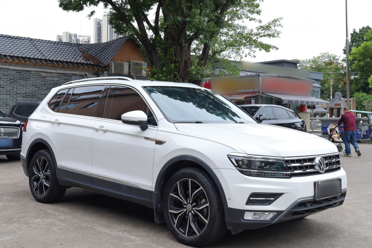 大众 途观L 2018款 380TSI 自动四驱旗舰版车身外观6002