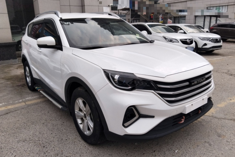 捷途X70M 2021款 1.5T DCT豪华伙伴型 5座车身外观3