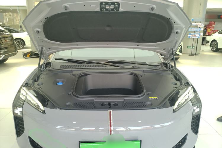 红旗EH7 2025款 600 智选版机舱底盘24