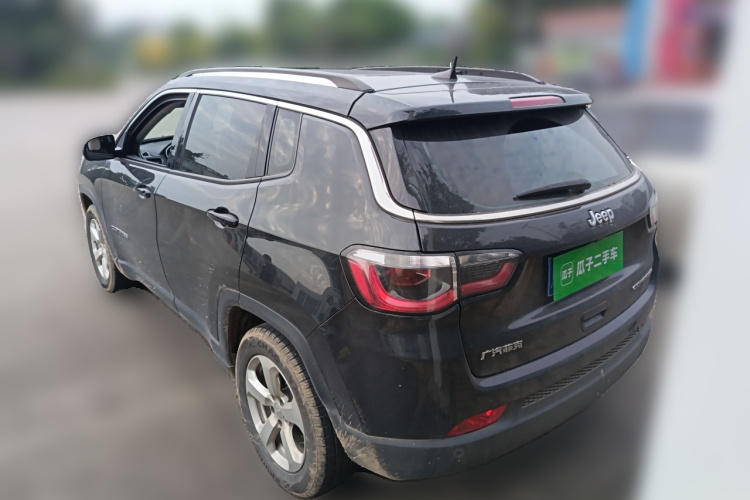 Jeep 指南者 2020款 220T 自动精英版车身外观6003