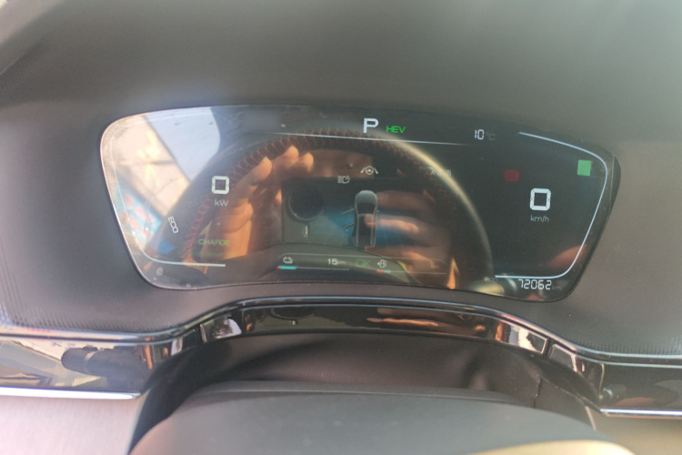 比亚迪 唐新能源 2021款 DM-i 112KM 尊贵型局部细节14