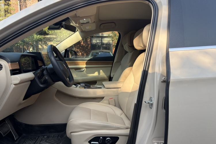 鸿蒙智行 问界M5 2022款 纯电后驱标准版局部细节19