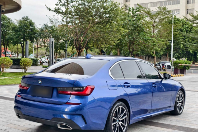 宝马3系 2022款 320Li M运动套装车身外观6003