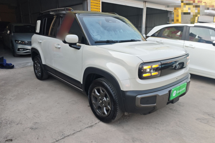 宝骏悦也Plus 2024款 智尊版 4座车身外观6002