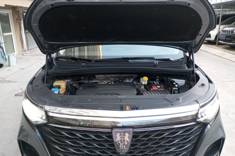 荣威iMAX8 2022款 400TGI 至尊版机舱底盘24