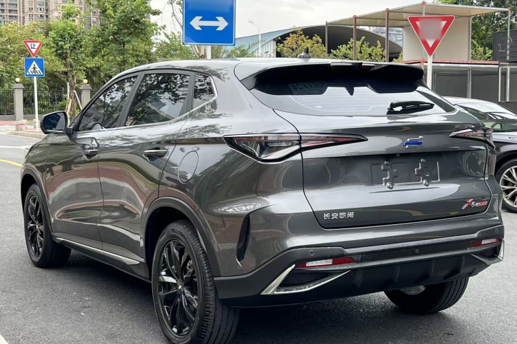 长安欧尚X5 PLUS 2023款 改款 1.5T DCT卓越型车身外观6003