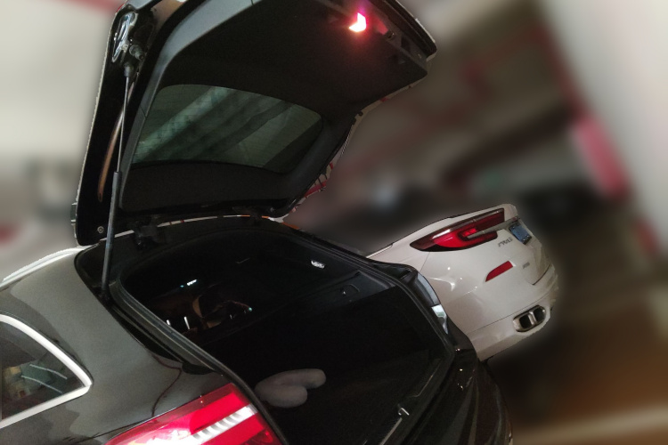 奔驰GLC 2018款 GLC 260 4MATIC 豪华型中控内饰23