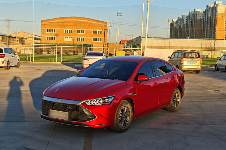 比亚迪 秦PLUS 2023款 冠军版 DM-i 55KM领先型车身外观6001