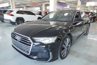 奥迪A6L 2021款 55 TFSI quattro 尊享动感型