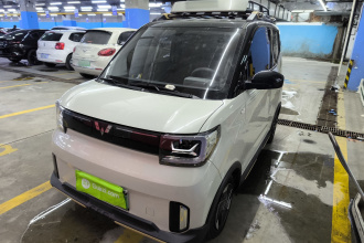 五菱汽车 宏光MINIEV 2022款 GAMEBOY 300km 玩咖款 磷酸铁锂