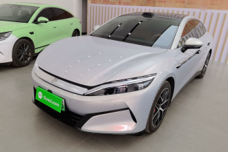 比亚迪 汉L 2025款 EV 四驱激光雷达旗舰型