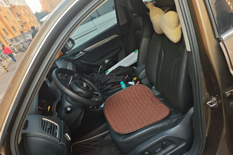 奥迪Q3 2015款 30 TFSI 舒适型中控内饰19