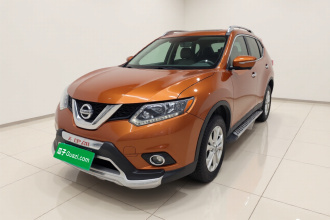 日产 奇骏 2015款 2.5L CVT领先MAX版 4WD