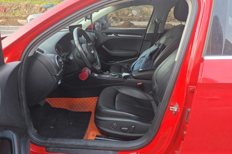 奥迪A3 2016款 Limousine 35 TFSI 领英型中控内饰19