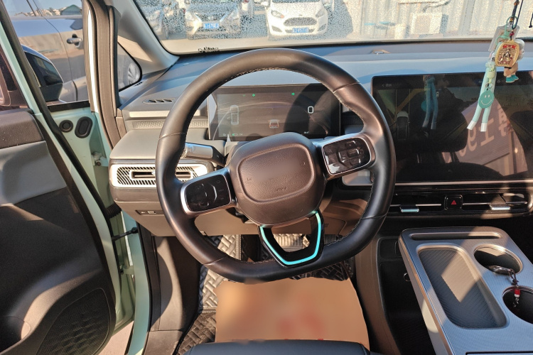 埃安 AION Y 2023款 Plus 510 智领版中控内饰13