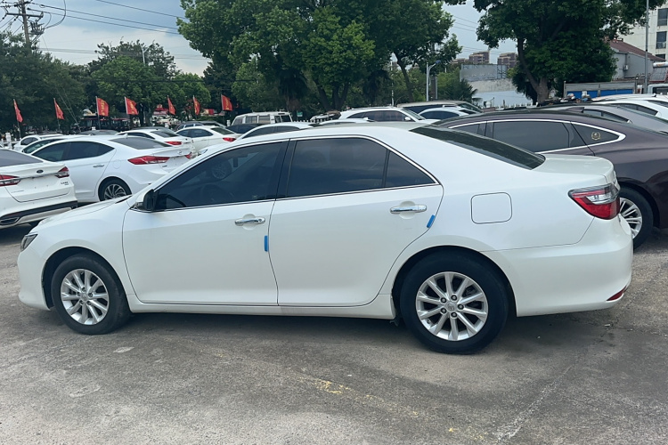 丰田 凯美瑞 2016款 2.0E 十周年纪念精英版车身外观6005