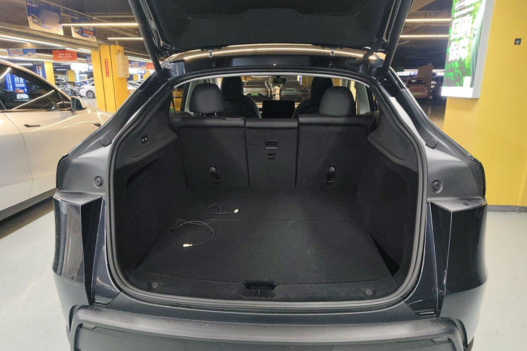 特斯拉 Model Y 2025款 后轮驱动版局部细节23