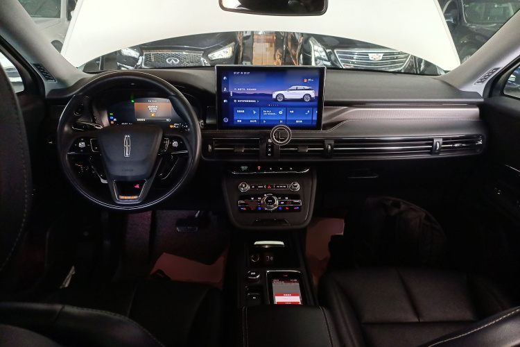 林肯 冒险家 2022款 2.0T 两驱尊享版中控内饰12