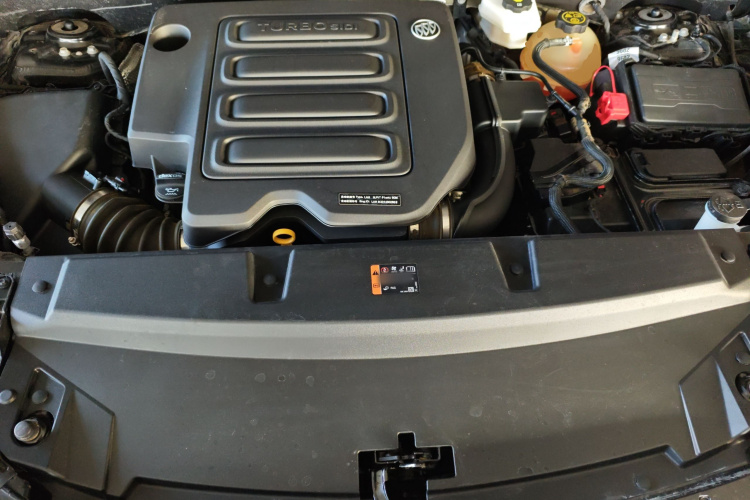 别克 2023款 昂科威S 552T 两驱豪华型机舱底盘24