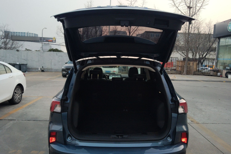 福特 锐际 2024款 EcoBoost 245 两驱耀享款局部细节23