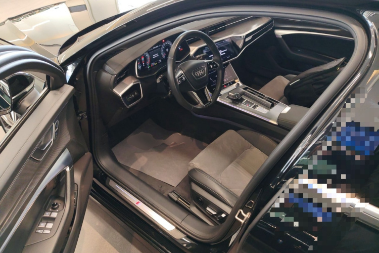 奥迪A6L 2022款 40 TFSI 豪华动感型中控内饰20