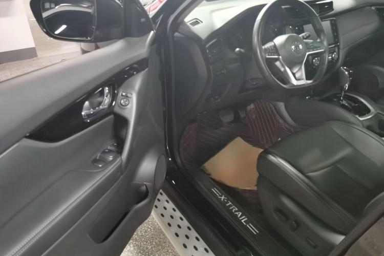 日产 奇骏 2021款 2.0L CVT 2WD XL ITS舒适纪念版中控内饰7001