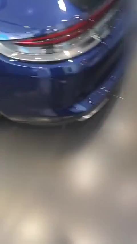 红旗E-HS9 2021款 510km 旗领版 四座讲解1