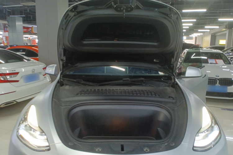 特斯拉 Model Y 2023款 后轮驱动版局部细节24