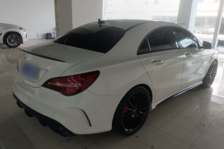 奔驰CLA AMG 2017款 改款 AMG CLA 45 4MATIC车身外观7