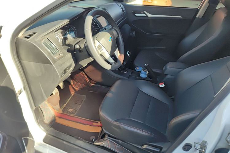 吉利汽车 远景 2015款 1.5L 手动精英型中控内饰20