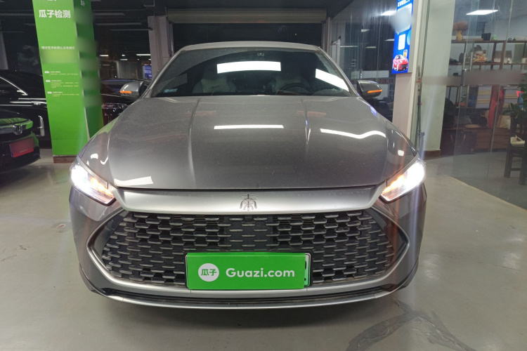 比亚迪 秦PLUS 2024款 荣耀版 DM-i 55KM领先型车身外观6001