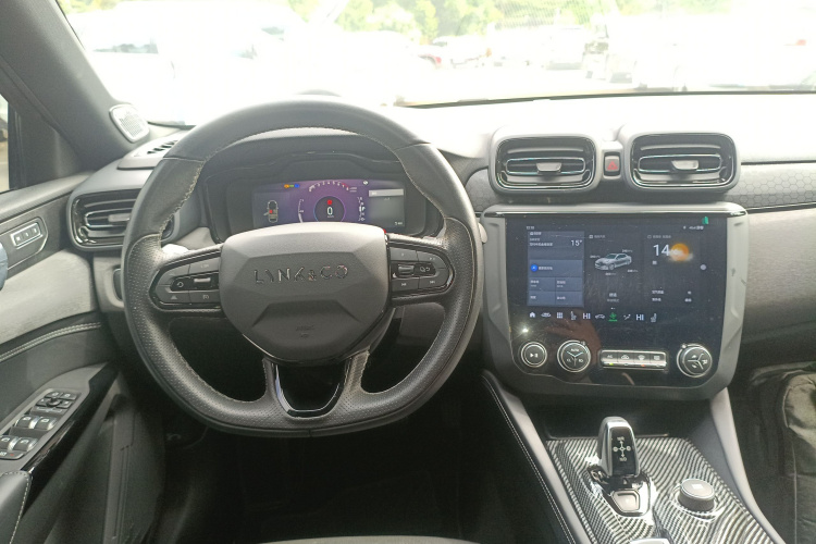 领克03 2022款 1.5TD DCT劲Pro中控内饰12