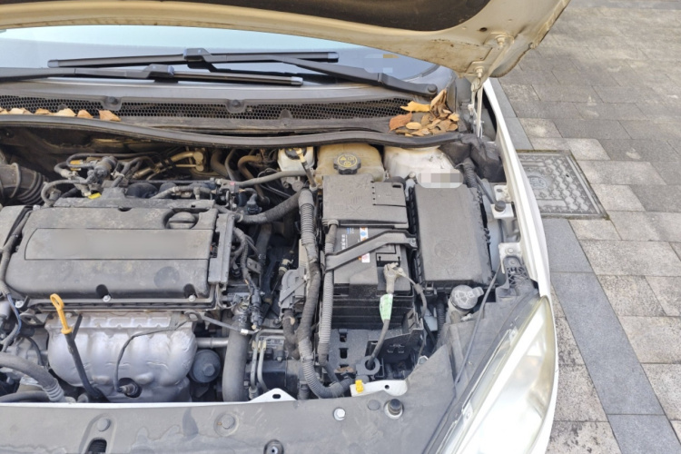 别克 英朗 2013款 GT 1.6L 自动时尚版局部细节9007