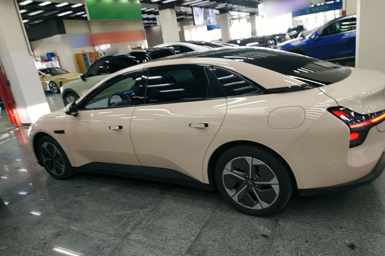 小鹏MONA M03 2024款 620 超长续航车身外观4