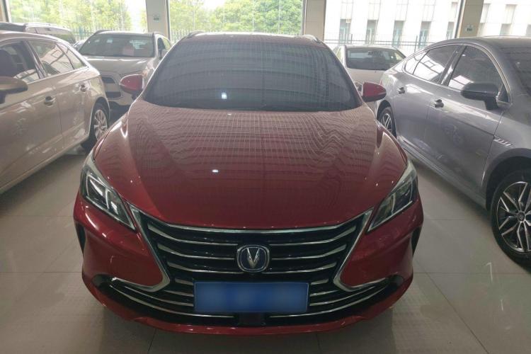 长安 逸动 2018款 1.6L GDI 手动风潮型 国V车身外观6001