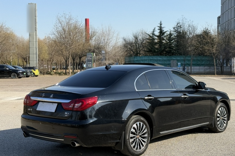 红旗H7 2019款 2.0T 旗舰版车身外观6005