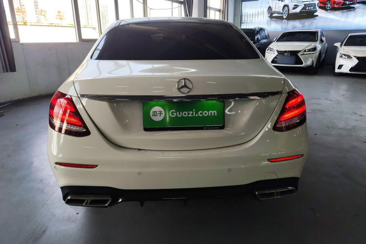 奔驰E级 2020款 E 300 L 运动豪华型车身外观6004