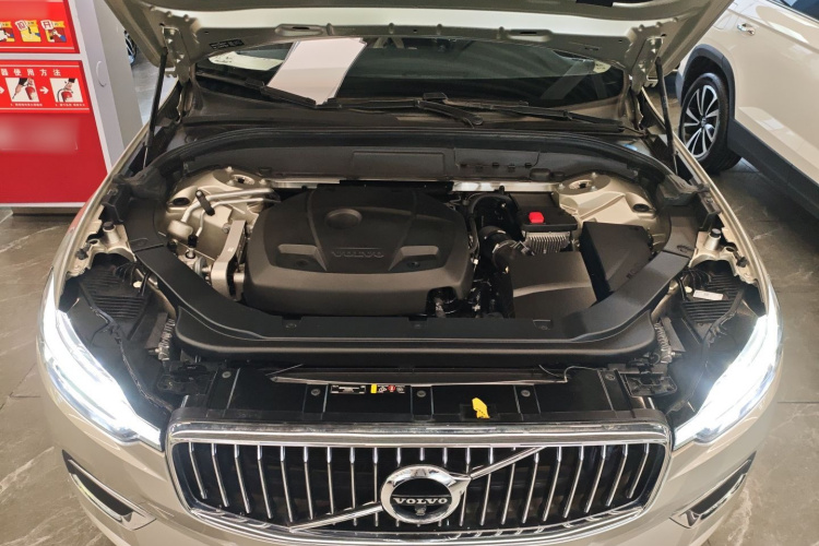 沃尔沃XC60 2021款 T5 四驱智逸豪华版机舱底盘24