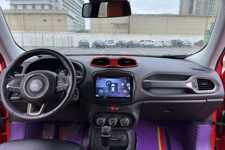 Jeep 自由侠 2016款 1.4T 自动高能版中控内饰7001