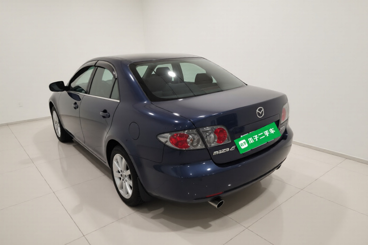 马自达6 2013款 2.0L 自动时尚型车身外观5