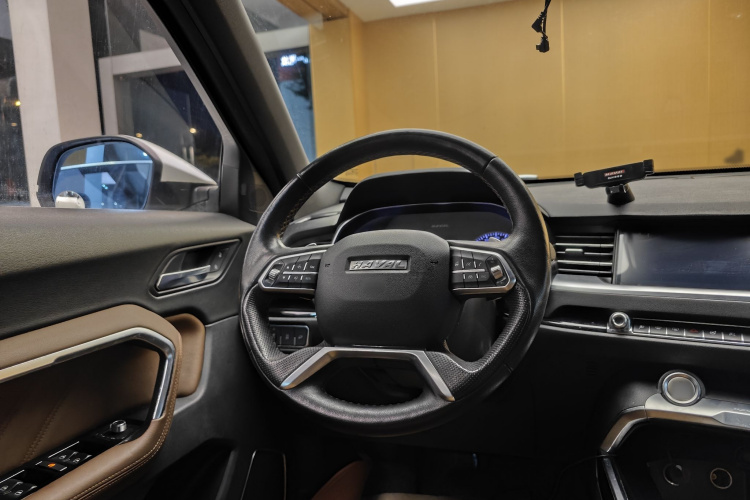 哈弗H6 2017款 红标 2.0T 自动两驱智尚型中控内饰7009