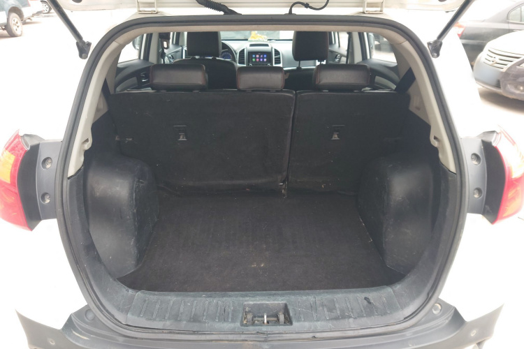 江汽集团 瑞风S3 2016款 1.5L 手动豪华智能型机舱底盘23