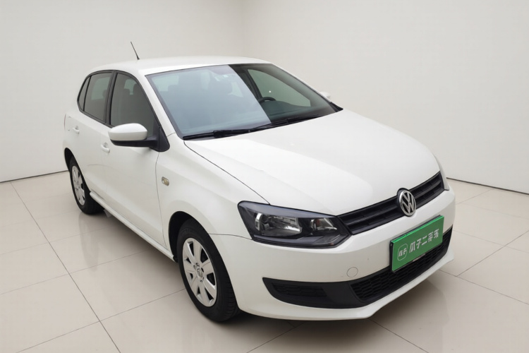 大众 Polo 2013款 1.4L 手动风尚版车身外观3