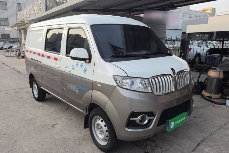 金杯 小海狮X30 2021款 1.5L 舒适型无空调版客车国VI SWC15M车身外观3