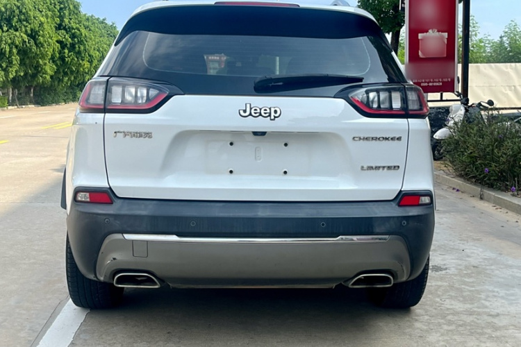 Jeep 自由光 2019款 2.0T 两驱越享版 国V车身外观6005