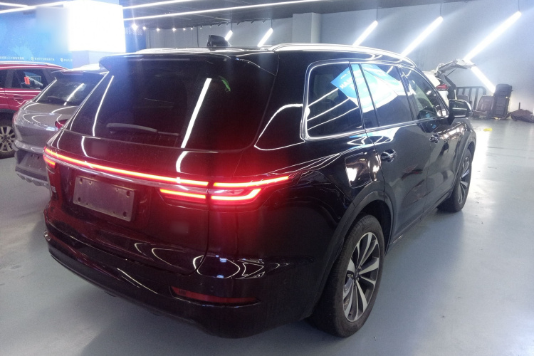 理想汽车 理想ONE 2021款 增程6座版车身外观6005